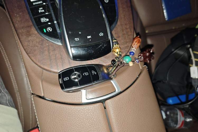 Used Mercedes-Benz E-Class 2018 E 200 L Vehicle Key