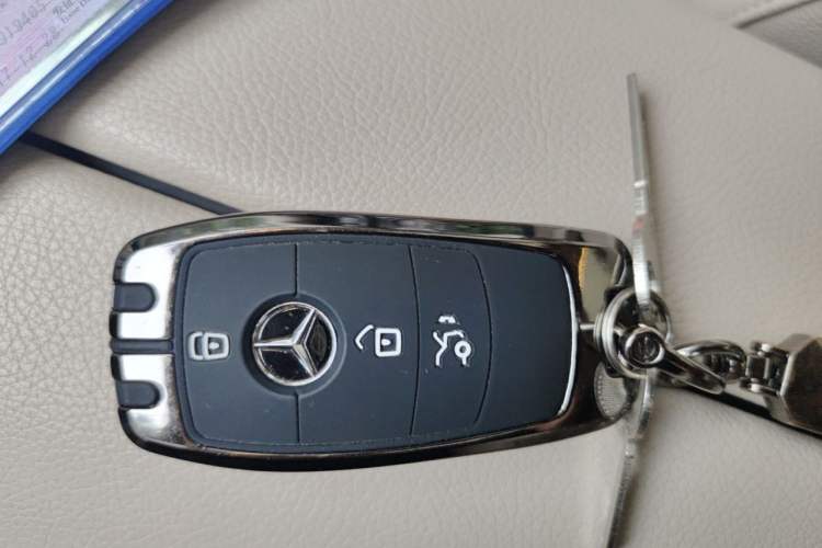 Used Mercedes-Benz E-Class 2018 E 300 L Luxury Model Vehicle Key