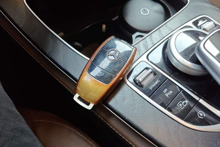 Used Mercedes-Benz E-Class 2018 E 300 L Sport Luxury Edition Vehicle Key