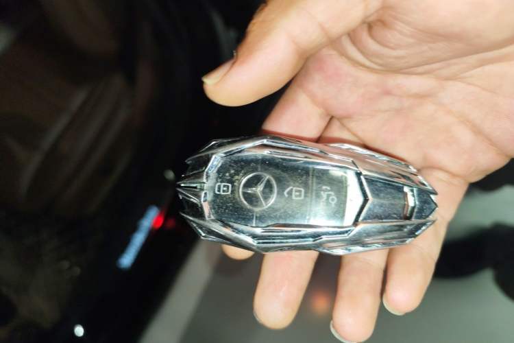 Used Mercedes-Benz E-Class 2018 E 300 L Sport Luxury Edition Vehicle Key