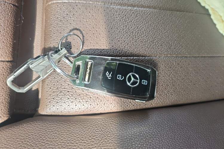 Used Mercedes-Benz E-Class 2018 Facelift E 200 L Vehicle Key