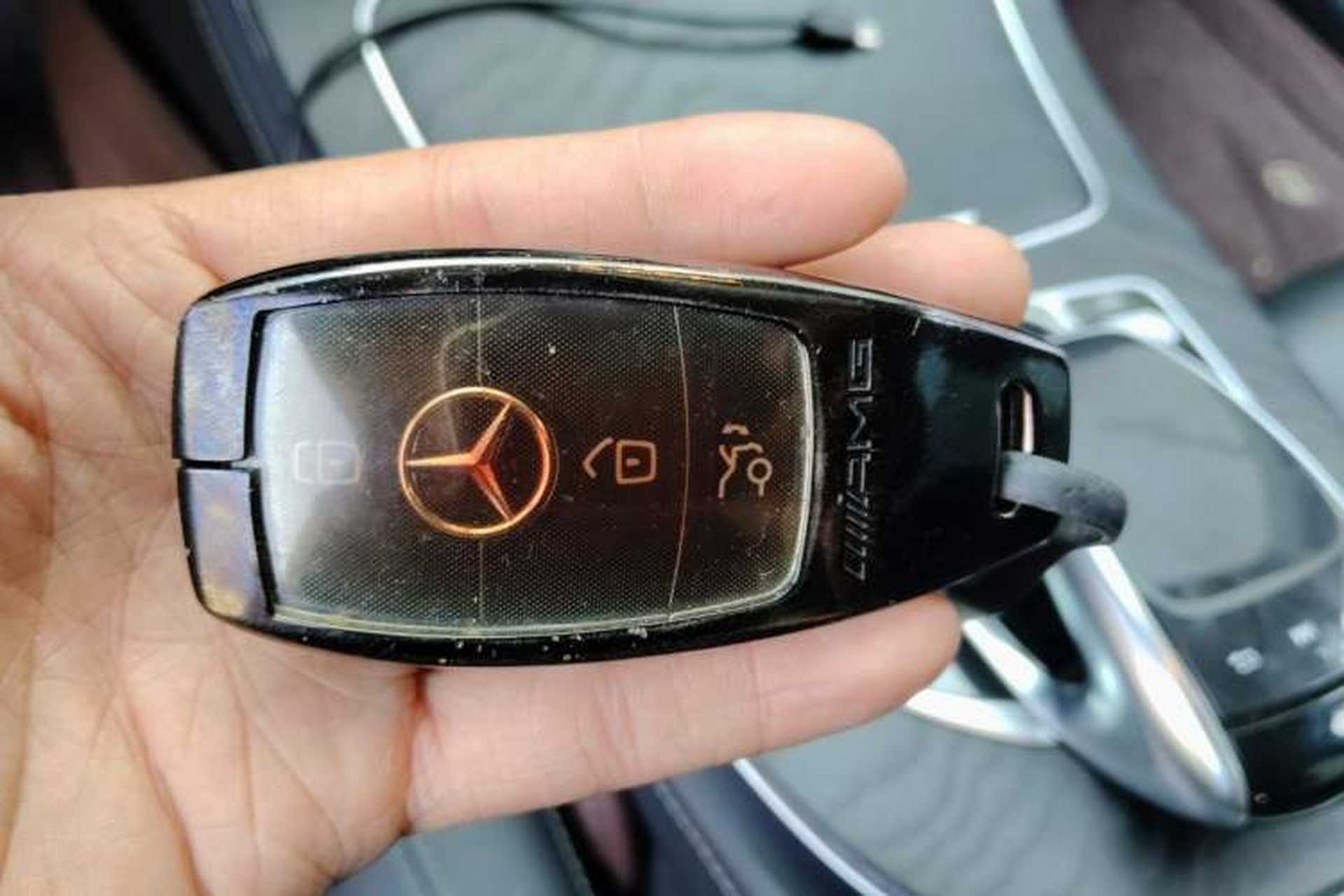 Used Mercedes-Benz E-Class 2018 Facelift E 200 L Sport 4MATIC Vehicle Key