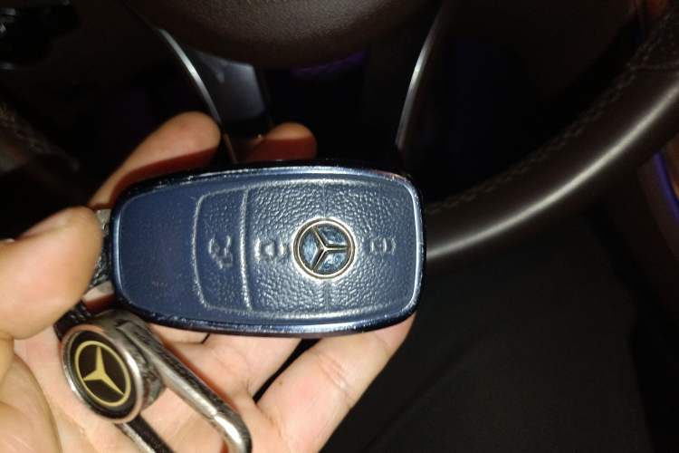 Used Mercedes-Benz E-Class 2018 E 300 L Luxury Model Vehicle Key