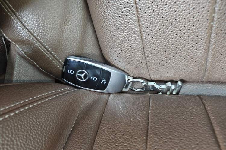 Used Mercedes-Benz E-Class 2018 E 200 L Vehicle Key