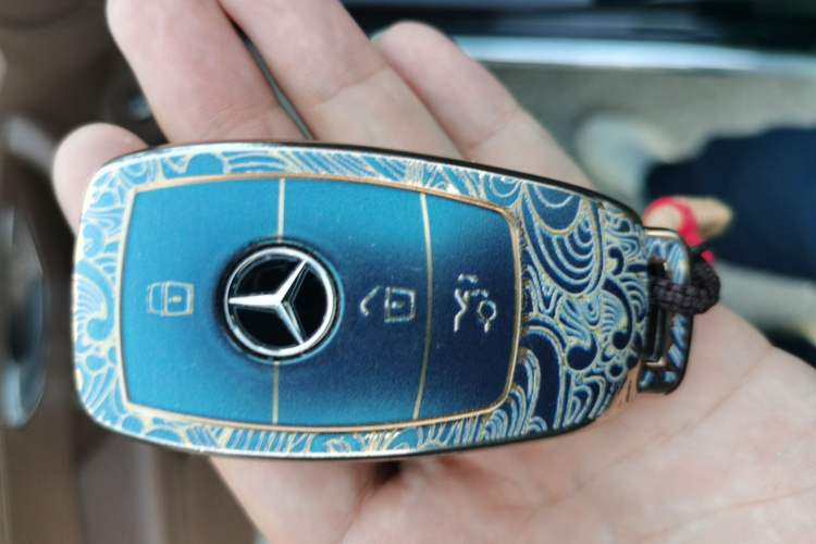 Used Mercedes-Benz E-Class 2018 Facelift E 300 L Luxury Edition Vehicle Key