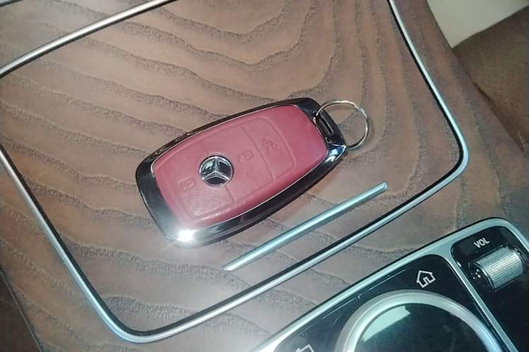 Used Mercedes-Benz E-Class 2018 E 300 L Luxury Model Vehicle Key