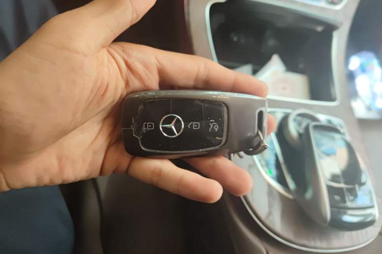Used Mercedes-Benz E-Class 2018 E 300 L Stylish Model Vehicle Key