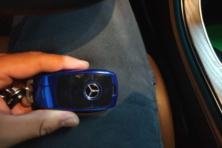 Used Mercedes-Benz E-Class 2018 E 200 L Sport Edition Vehicle Key