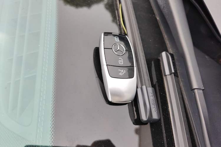 Used Mercedes-Benz E-Class 2018 E 200 Sport 4MATIC Vehicle Key