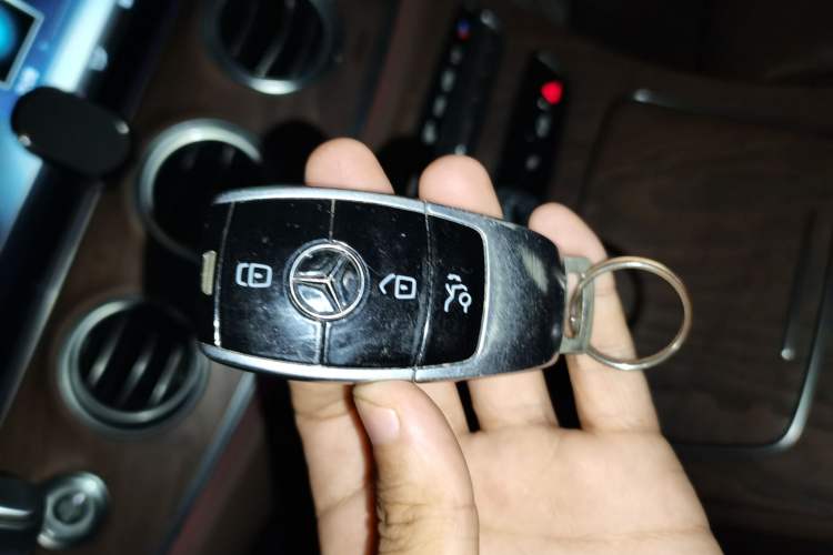 Used Mercedes-Benz E-Class 2018 E 300 L Luxury Model Vehicle Key