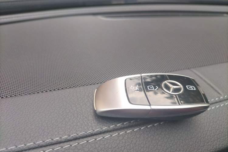 Used Mercedes-Benz E-Class 2018 E 200 L Sport Edition Vehicle Key