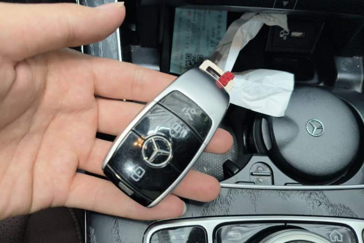 Used Mercedes-Benz E-Class 2018 Restyled E 300 L Sport Luxury Edition Vehicle Key