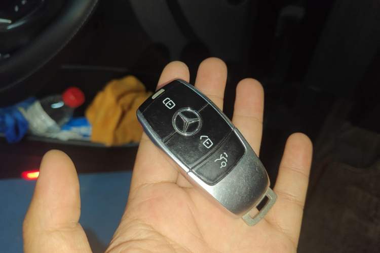Used Mercedes-Benz E-Class 2018 E 300 L Stylish Model Vehicle Key