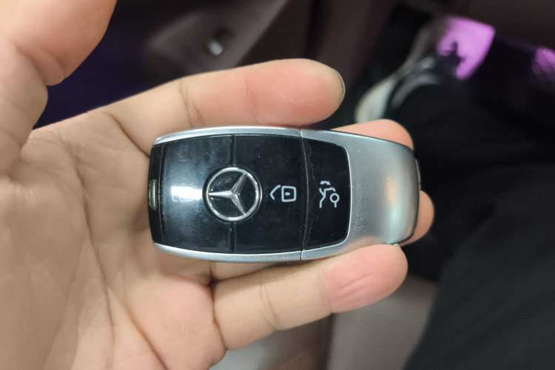 Used Mercedes-Benz E-Class 2018 Facelift E 200 L Vehicle Key