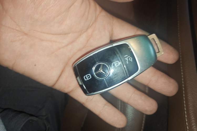 Used Mercedes-Benz E-Class 2018 E 300 L Luxury Model Vehicle Key