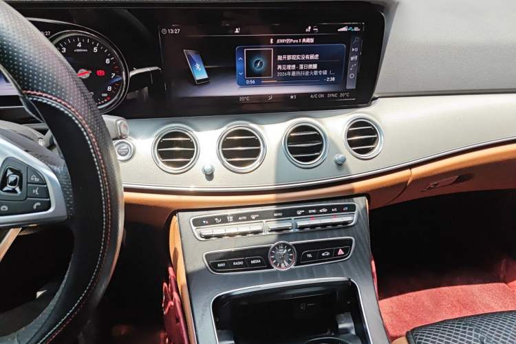 Used Mercedes-Benz E-Class 2018 E 300 Sport Edition Audio And AC Panel