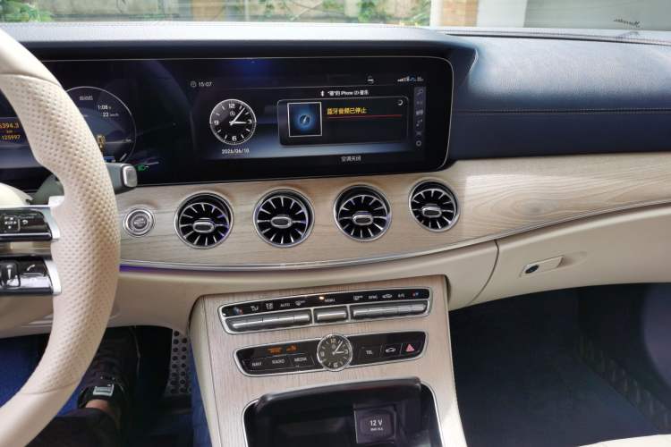 Used Mercedes-Benz E-Class 2018 E 200 Coupe Audio And AC Panel