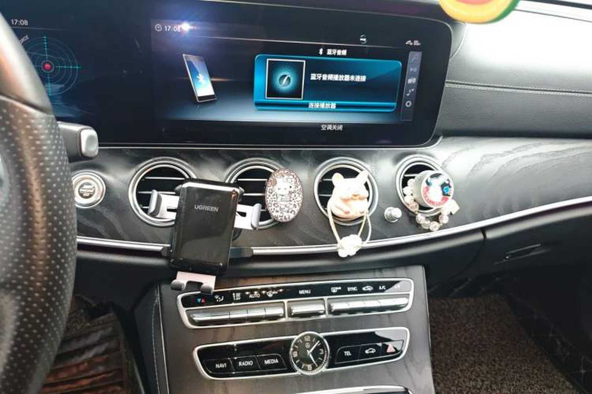 Used Mercedes-Benz E-Class 2018 Restyled E 300 L Sport Luxury Edition Audio And AC Panel