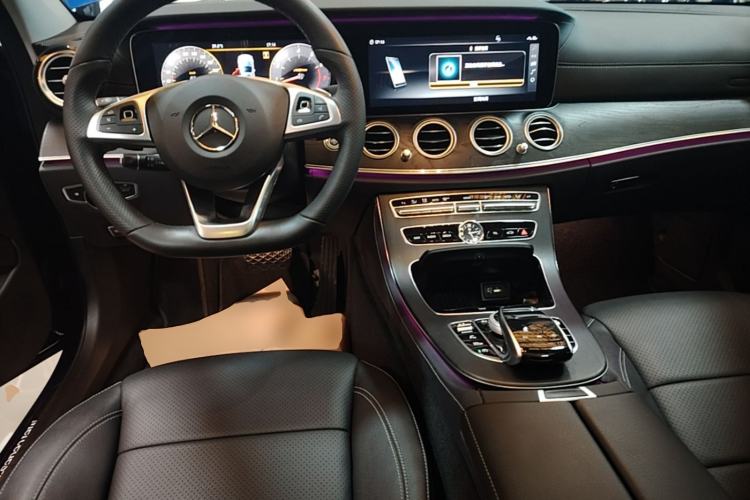 Used Mercedes-Benz E-Class 2018 Restyled E 300 L Sporty and Stylish Edition Center Console