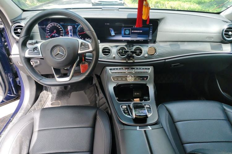 Used Mercedes-Benz E-Class 2018 E 300 L Sporty and Stylish Model Center Console
