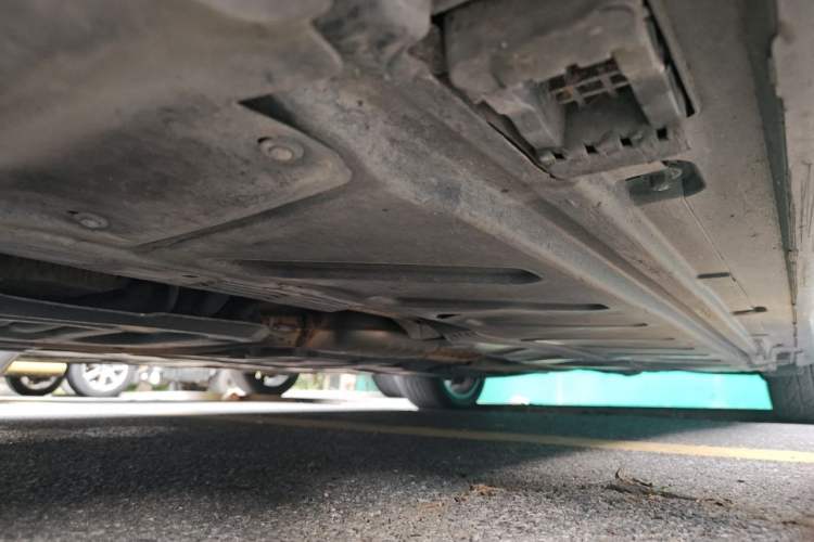 Used Mercedes-Benz E-Class 2018 Facelift E 200 L Chassis Front Left
