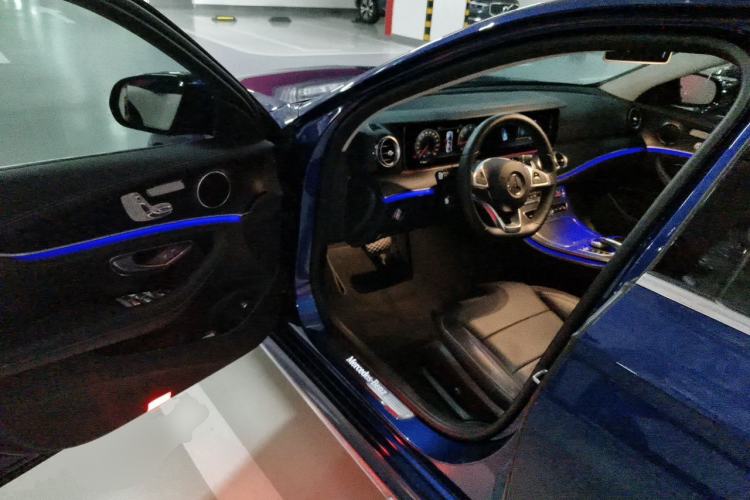Used Mercedes-Benz E-Class 2018 Restyled E 300 L Sporty and Stylish Edition Driver Seat