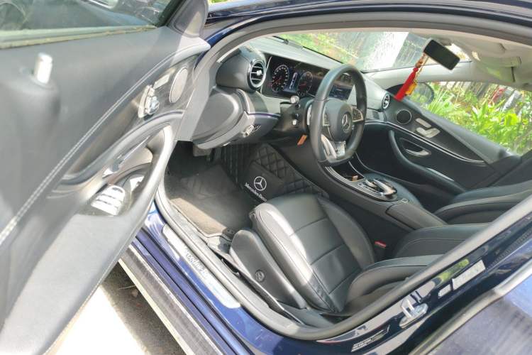 Used Mercedes-Benz E-Class 2018 E 300 L Sporty and Stylish Model Driver Seat