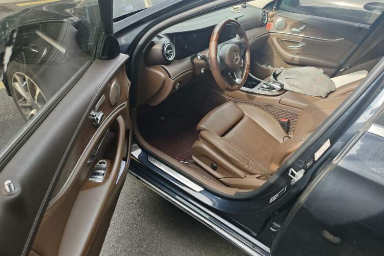 Used Mercedes-Benz E-Class 2018 Facelift E 200 L Driver Seat