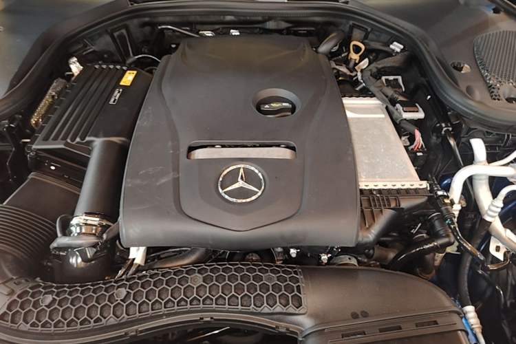 Used Mercedes-Benz E-Class 2018 Restyled E 300 L Sporty and Stylish Edition Engine Bay