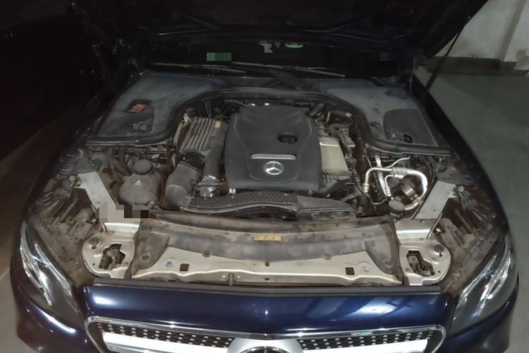 Used Mercedes-Benz E-Class 2018 E 200 L Sport Edition Engine Bay