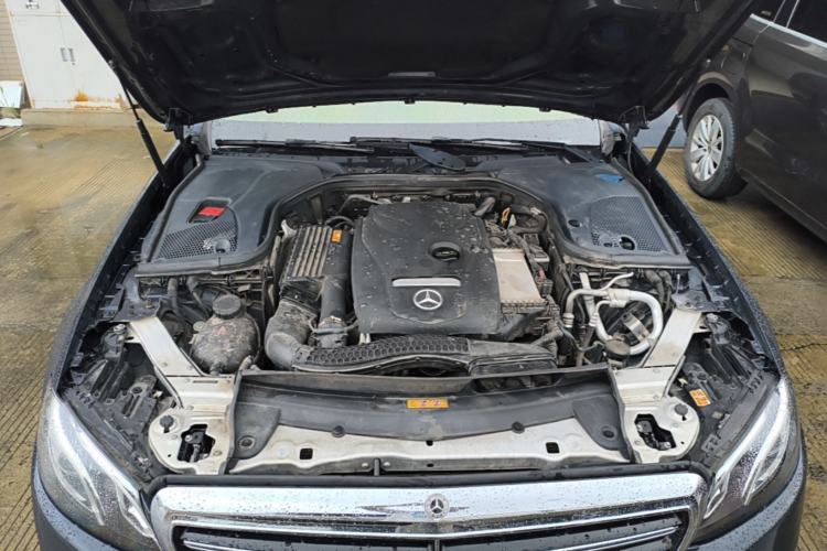 Used Mercedes-Benz E-Class 2018 Facelifted E 300 L Stylish Version Engine Bay