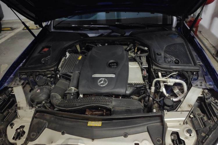 Used Mercedes-Benz E-Class 2018 E 300 L Luxury Model Engine Bay