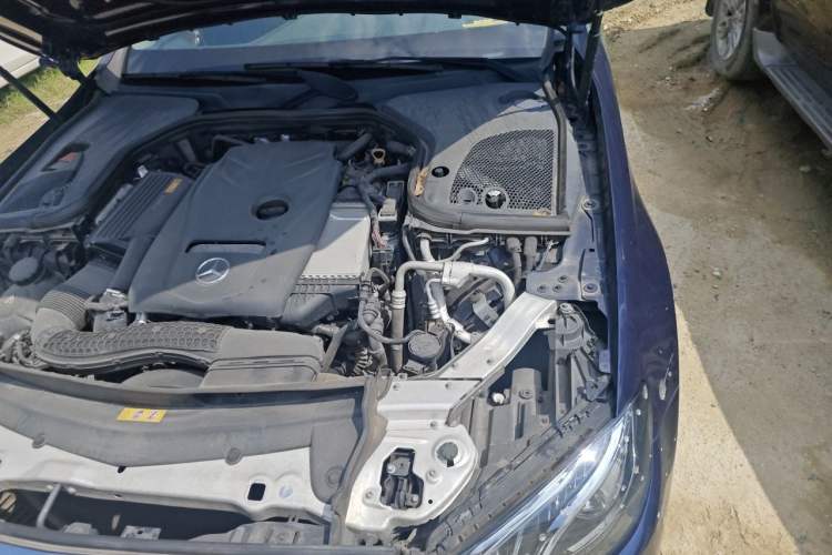 Used Mercedes-Benz E-Class 2018 Facelift E 200 L Engine Bay Left