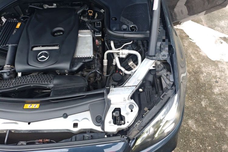 Used Mercedes-Benz E-Class 2018 Restyled E 300 L Sport Luxury Edition Engine Bay Left