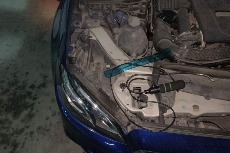 Used Mercedes-Benz E-Class 2018 Restyled E 300 L Sporty and Stylish Edition Engine Bay Right