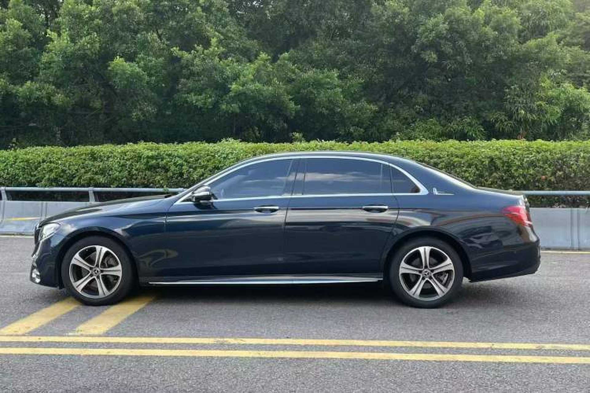 Used Mercedes-Benz E-Class 2018 Facelift E 200 L Sport Edition Exterior 3