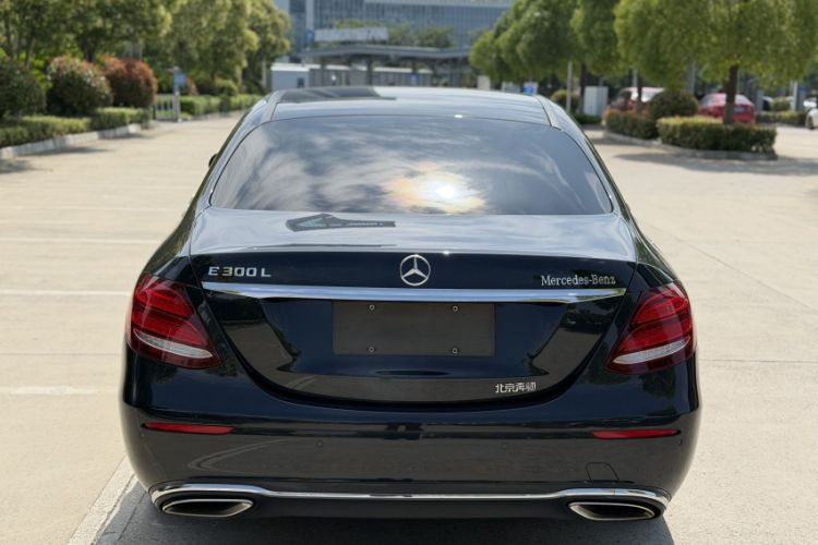 Used Mercedes-Benz E-Class 2018 Facelifted E 300 L Stylish Version Exterior 5