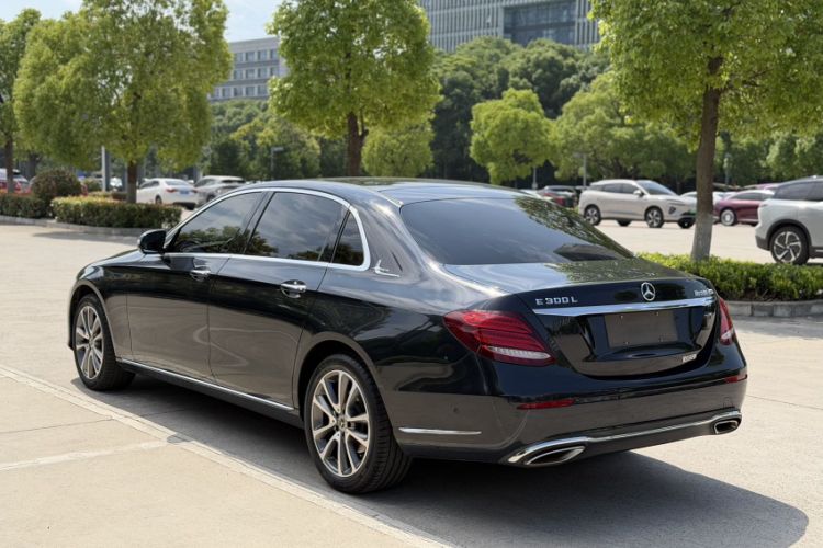 Used Mercedes-Benz E-Class 2018 Facelifted E 300 L Stylish Version Exterior 6