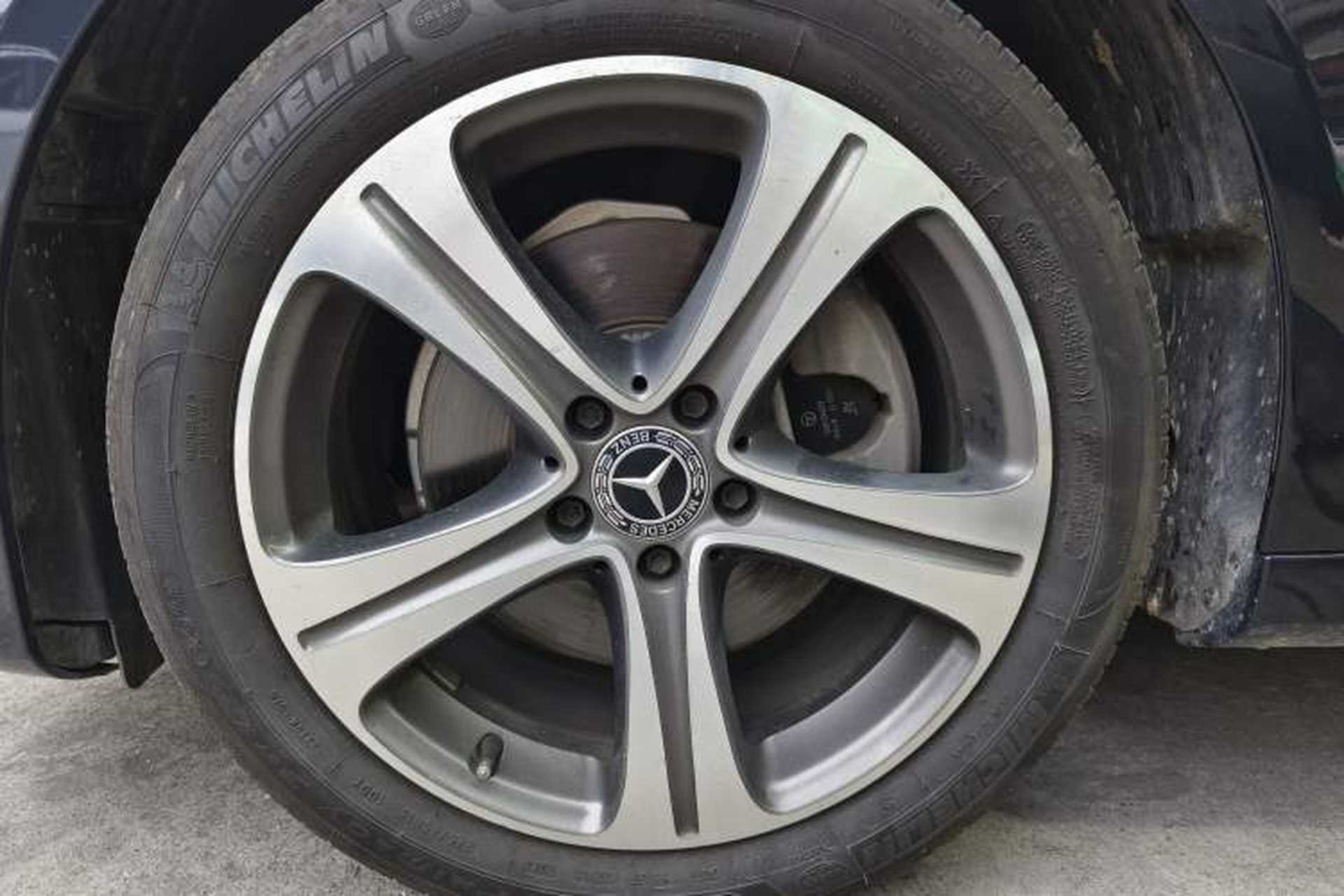 Used Mercedes-Benz E-Class 2018 Facelift E 200 L Sport Edition Exterior 7