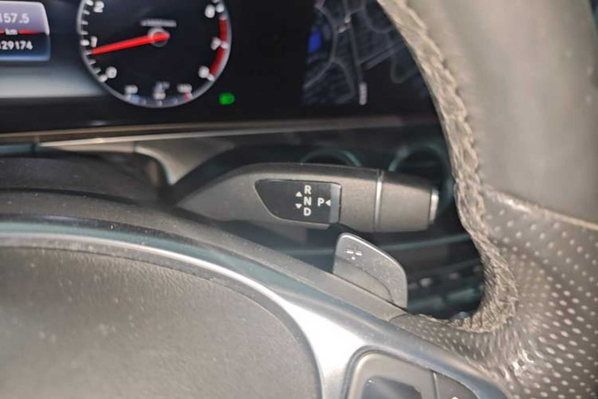 Used Mercedes-Benz E-Class 2018 Restyled E 300 L Sport Luxury Edition Gear Lever