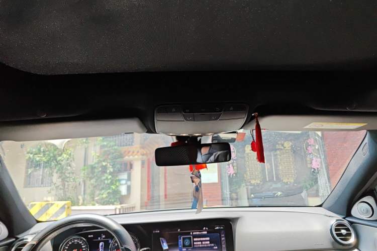 Used Mercedes-Benz E-Class 2018 E 300 Sport Edition Headliner