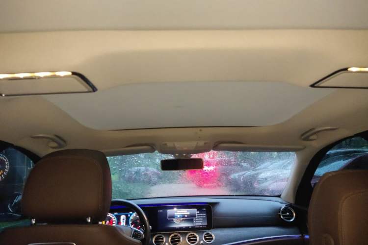 Used Mercedes-Benz E-Class 2018 Facelift E 200 L Sport Edition Headliner