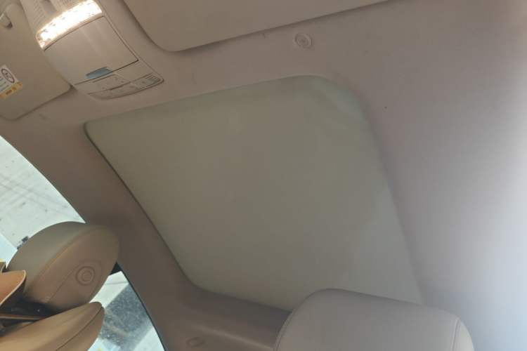 Used Mercedes-Benz E-Class 2018 E 200 Coupe Headliner