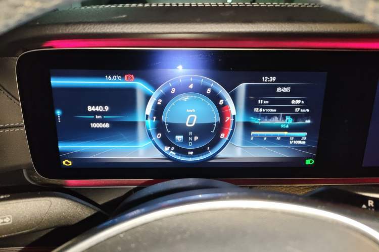 Used Mercedes-Benz E-Class 2018 E 200 L Sport Edition Instrument Cluster