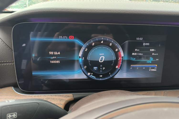 Used Mercedes-Benz E-Class 2018 Facelifted E 300 L Stylish Version Instrument Cluster