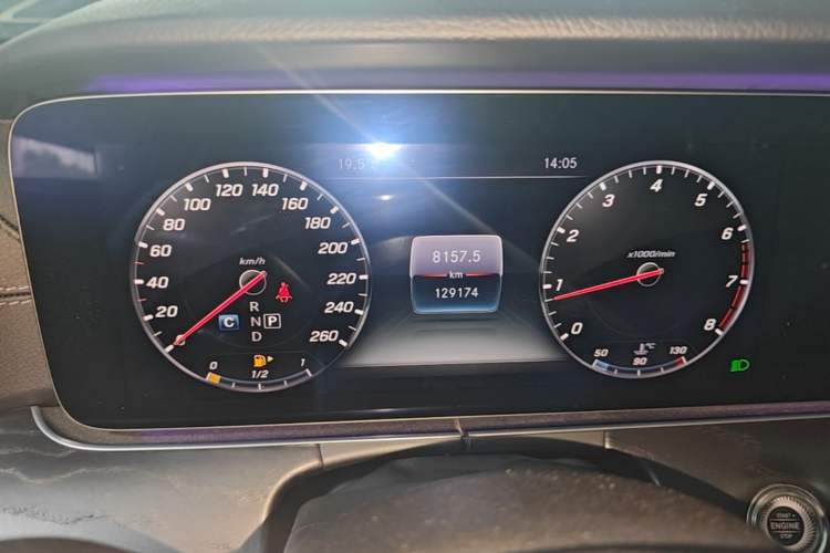 Used Mercedes-Benz E-Class 2018 Restyled E 300 L Sport Luxury Edition Instrument Cluster