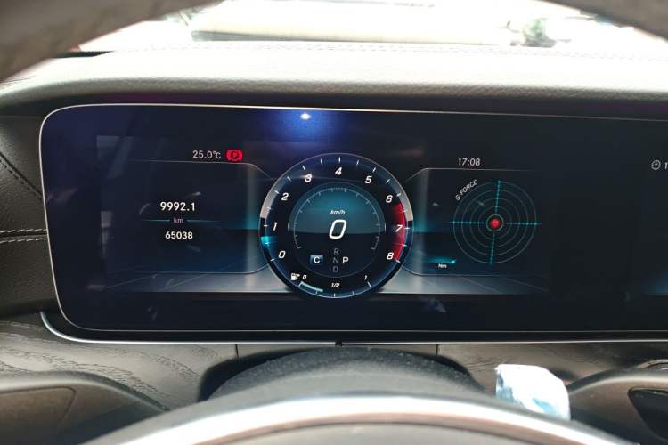 Used Mercedes-Benz E-Class 2018 Restyled E 300 L Sport Luxury Edition Instrument Cluster