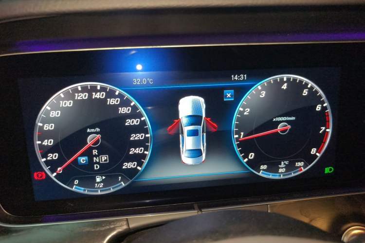 Used Mercedes-Benz E-Class 2018 Restyled E 300 L Sporty and Stylish Edition Instrument Cluster