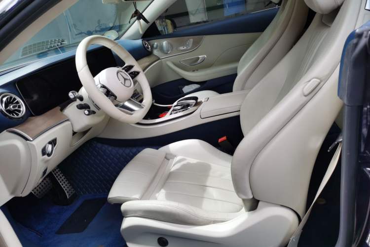 Used Mercedes-Benz E-Class 2018 E 200 Coupe Left Front Seat