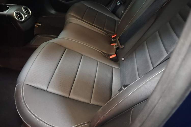 Used Mercedes-Benz E-Class 2018 Restyled E 300 L Sporty and Stylish Edition Left Rear Seat